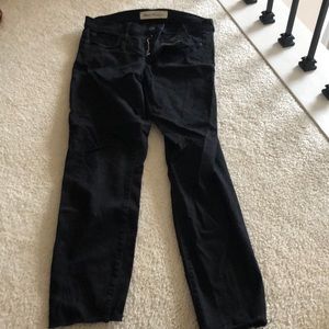 Gap black skinny jeans size 28 ankle length